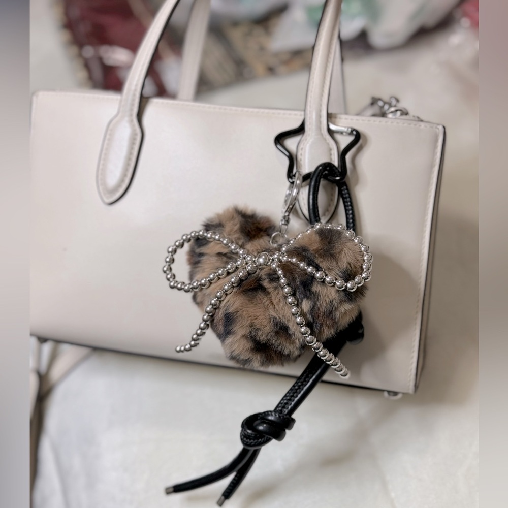 Leopard heart bagcharm